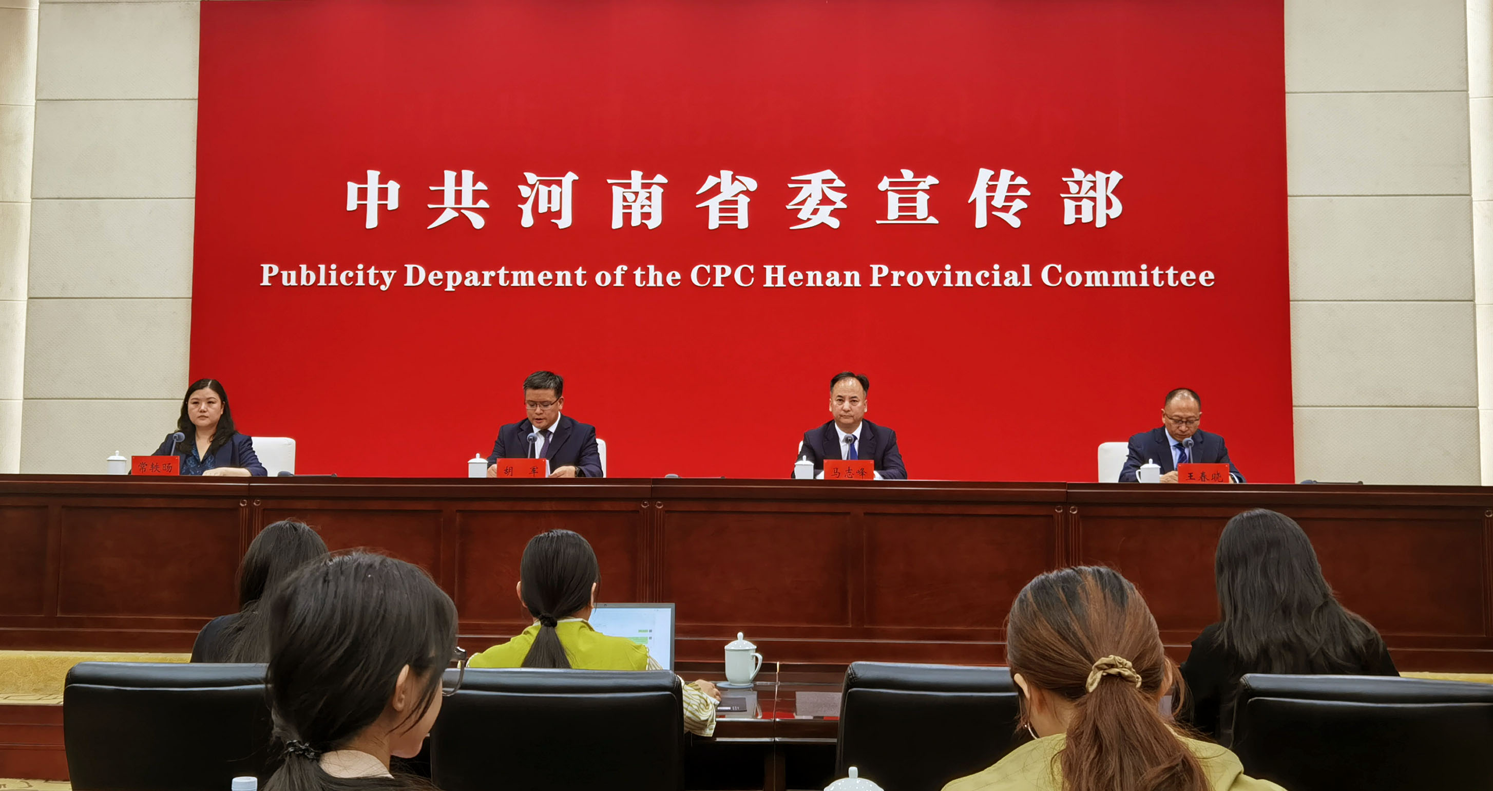 郑州：交出精彩答卷 彰显硬核担当