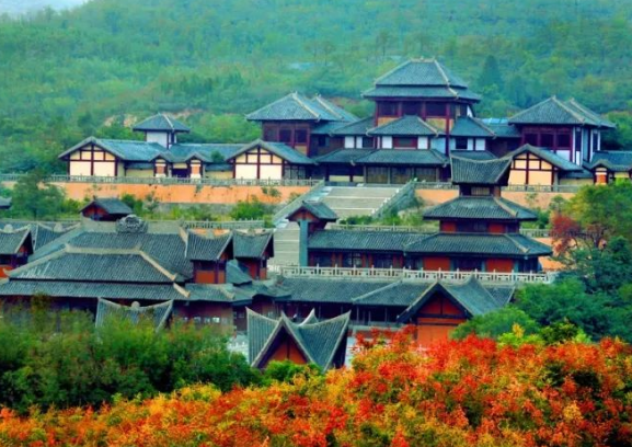 焦作影视城：古韵今风共赴金秋盛宴