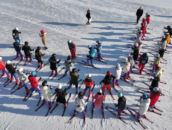 吉林义务教育学校将每天开设一节体育课