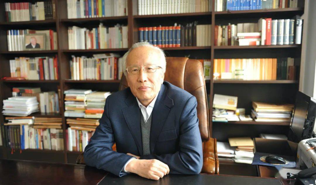 哲学社会科学研究怎样面向现实