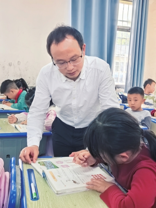 教师故事|李骏：我和特殊孩子的感情已超越学校任务范畴