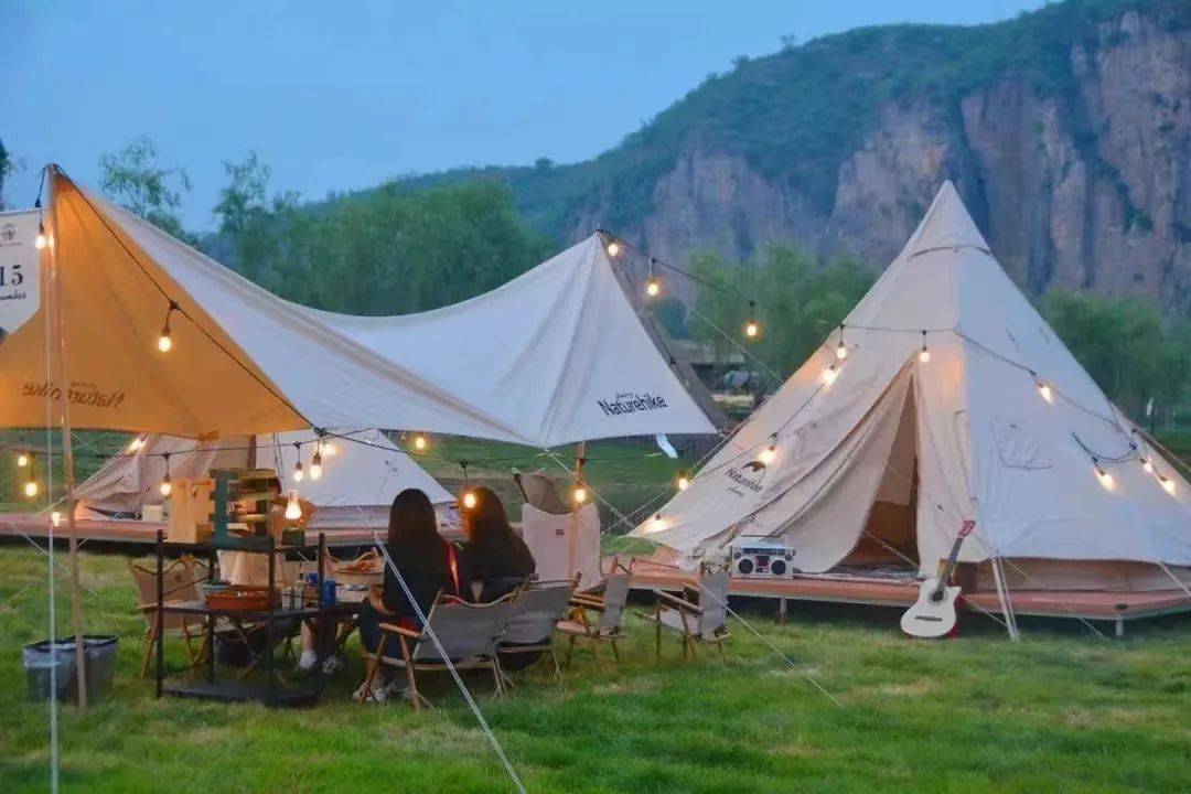 搭起帐篷做管家 “休闲露营地管家”成为民宿管家职业新工种