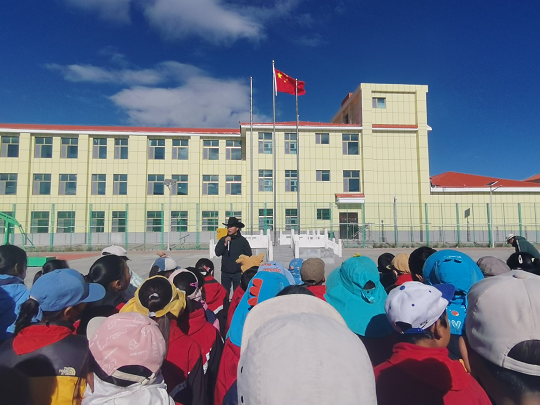 青海玛多：厕所改造让高原更美丽