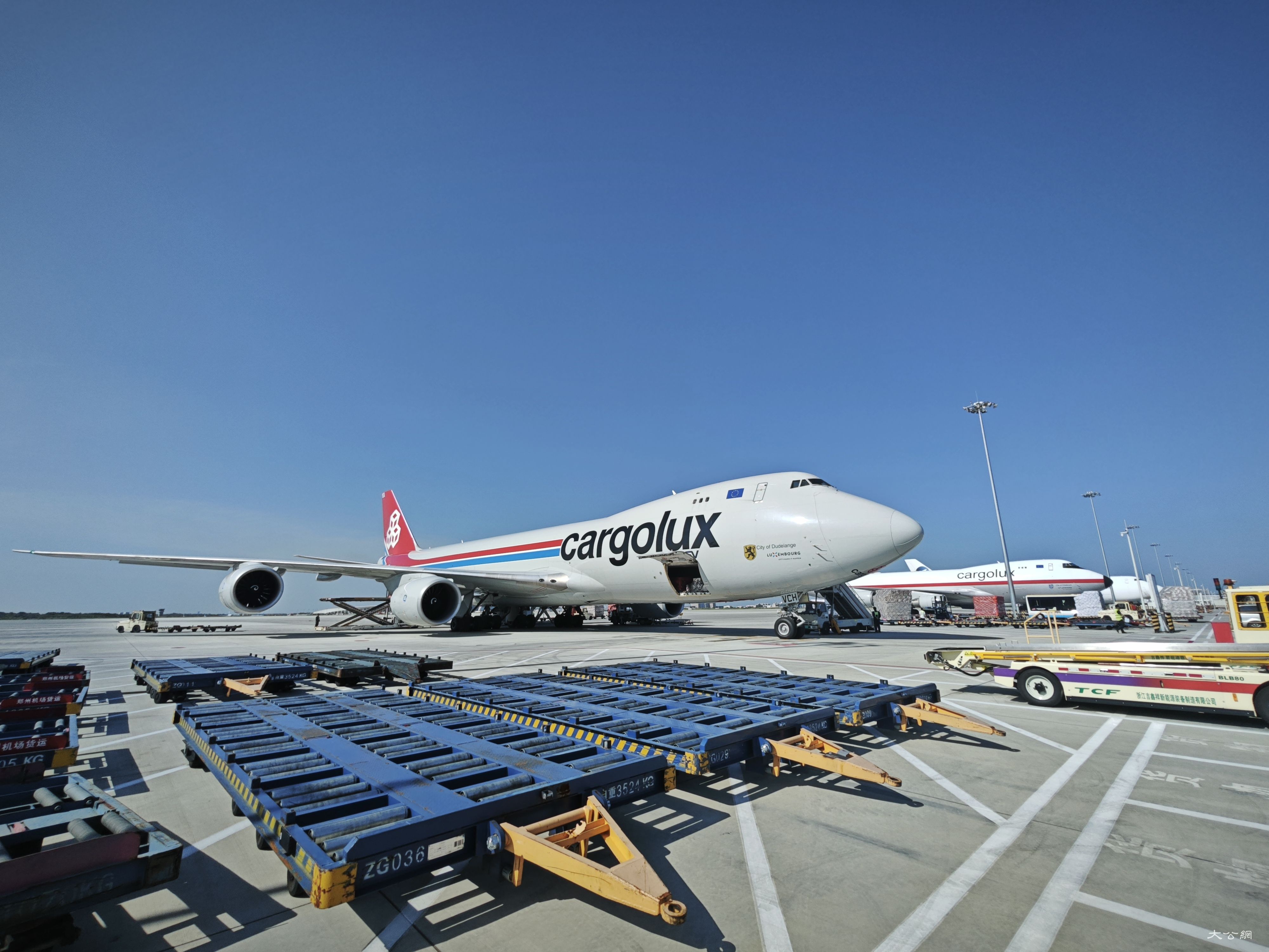 突破年货运量峰值！郑州机场今年货运量已超70.5万吨