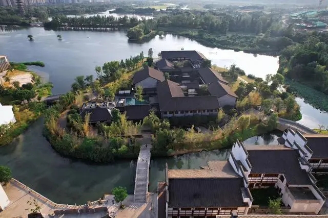 长沙洋湖：山市晴岚 风华浪漫