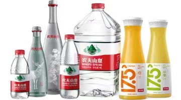 农夫山泉钟睒睒炮轰拼多多，并直言“看不起直播带货的企业家”