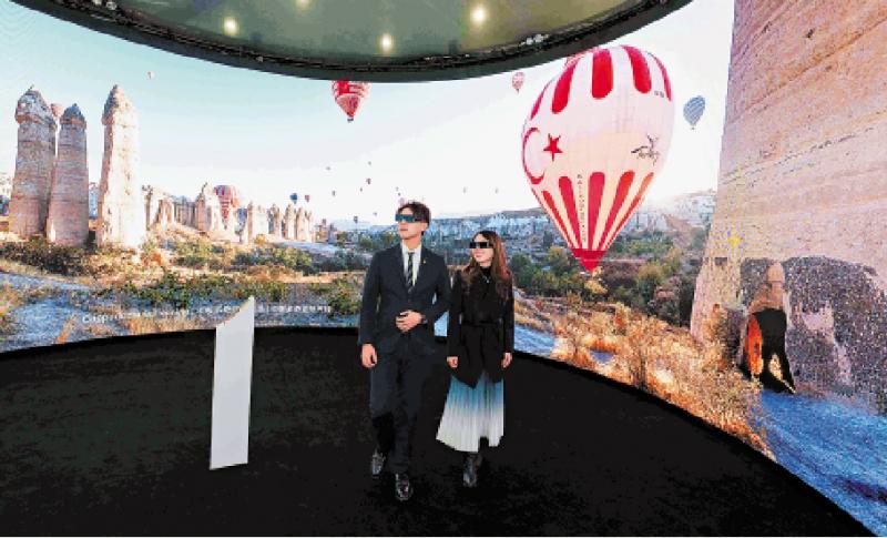 浸大3D全景屏幕 沉浸式觀賞文化遺產