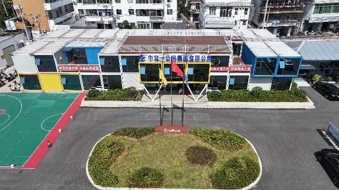 爲职工解决“头”等大事