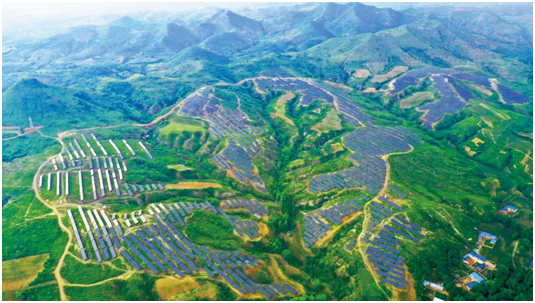 致力成为世界一流清洁能源供应商，中国电力摘中国证券“金紫荆奖”两项殊荣