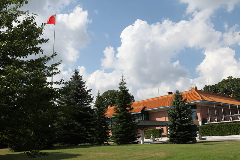 中国驻瑞典大使馆提醒——  注意元旦、春节假期安全出行（留学服务站）