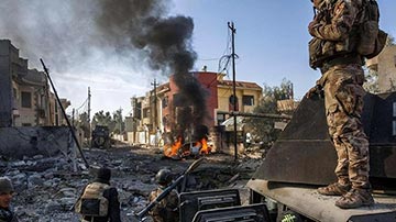 圣诞节俄乌持续互轰 多人死伤