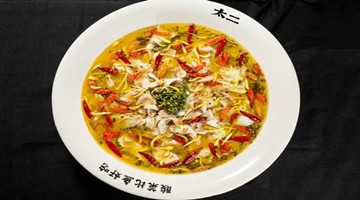 太二酸菜鱼因食安问题屡次被通报，2024上半年业绩极速下滑