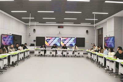 “院士是我班主任” ——中国现代农业联合研究生院加强人才培养纪实