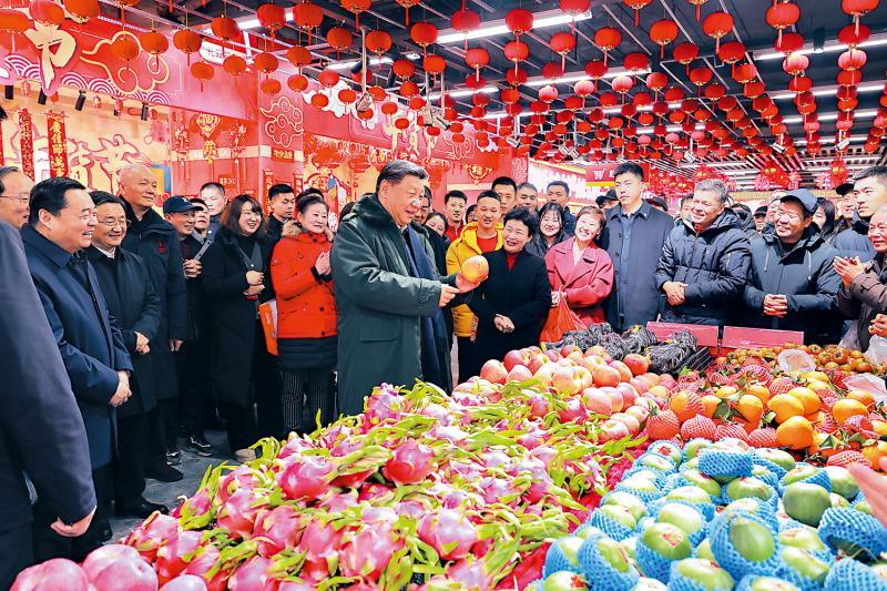 习近平：大家共同努力把幸福生活过得更好