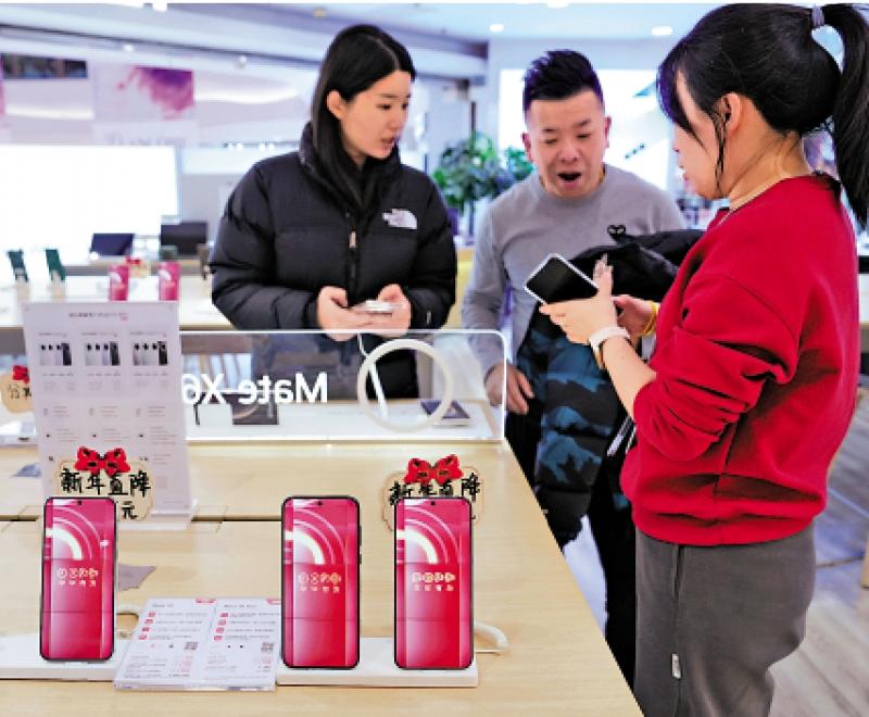 共创共享/逆境拚搏 企业家愈挫愈勇\戈 峻