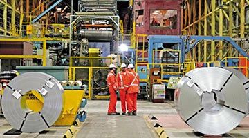 加拿大对8300亿美产品加征25%关税