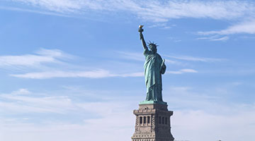 法国政客吁美国归还自由女神像 白宫拒绝