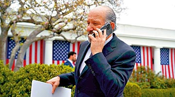 美商务部长称“百万美国工人造iPhone”被嘲讽