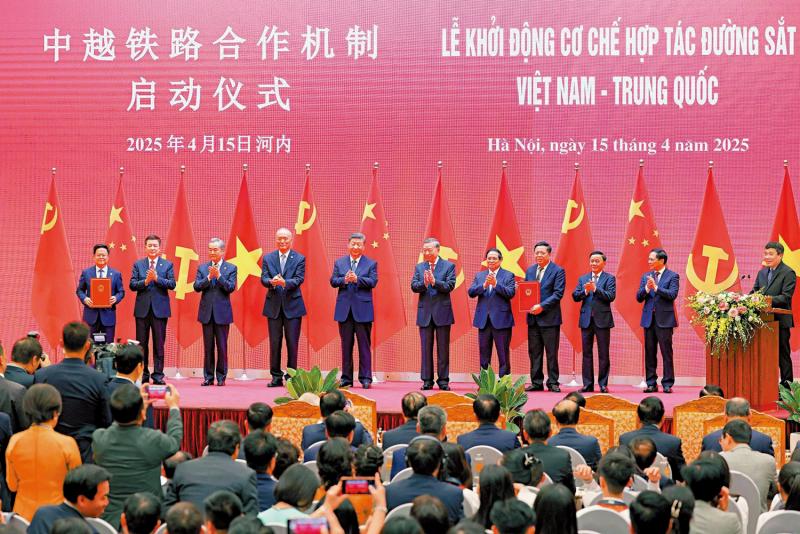 习近平：开启中马关系新的“黄金50年”