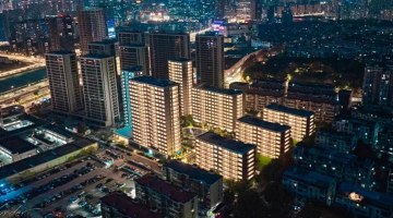 为提高项目融资效率，滨江集团向滨潮公司新增不超3亿元的担保总额度