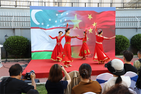 新开22个旅游乡村及15条旅游街道 中乌两国6月1日起互免签证