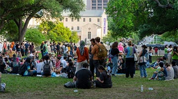 禁招国际学生 特朗普政府对哈佛大学下狠手