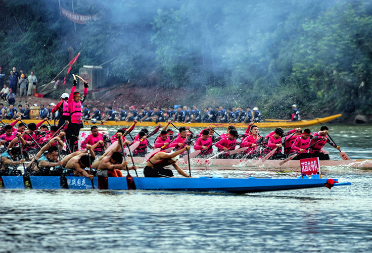 60支勁旅競渡錦江 麻陽傳統龍舟賽圓滿收官