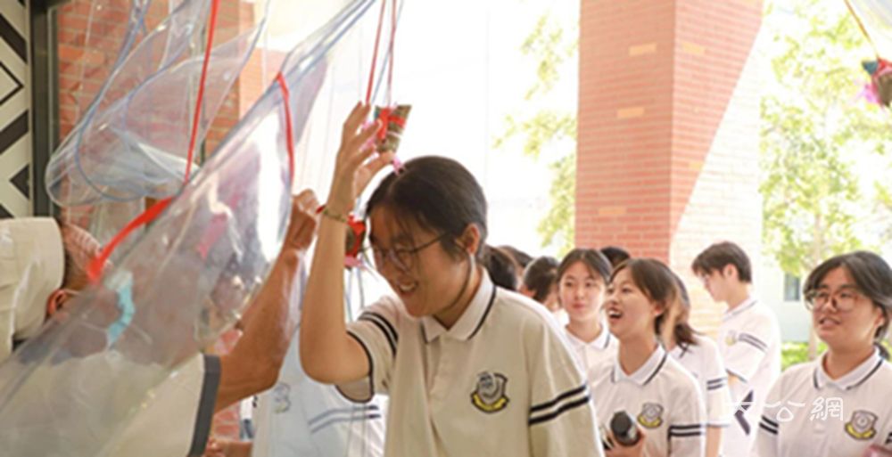 河南一高中连续六年为高三学子举办“壮行宴”