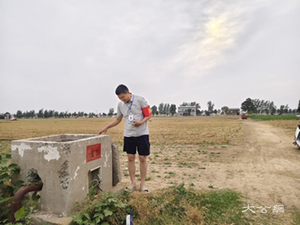 杞县西寨乡“三夏”安全排查：筑牢麦收后机井、用水用电“安全网”