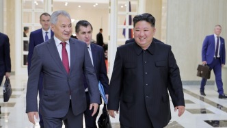 金正恩会见率团访朝的俄联邦安全会议秘书绍伊古