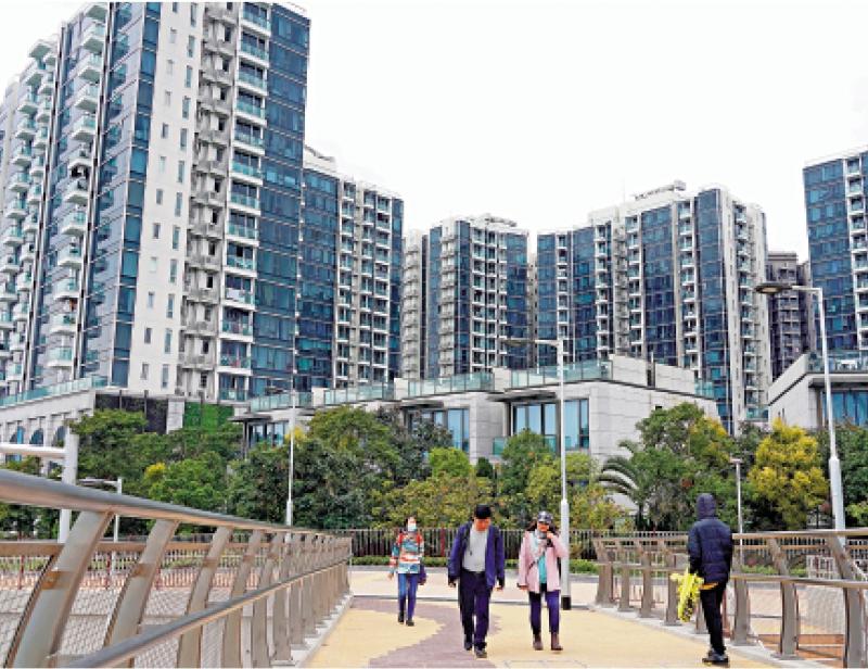 ﻿主楼布阵/人才湧港 下季租金料升3%破顶\布少明