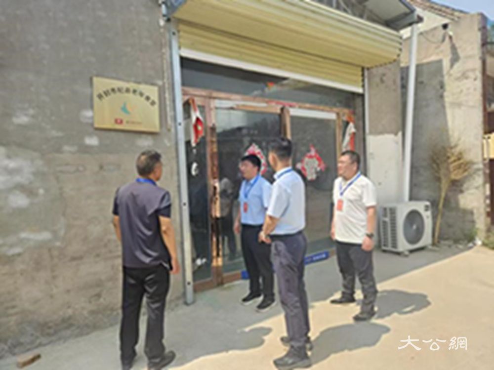 杞县西寨乡人大主席团视察老年助餐服务工作开展情况