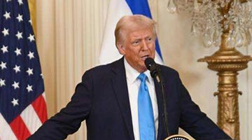 特朗普：将在三四人中选出下任美联储主席