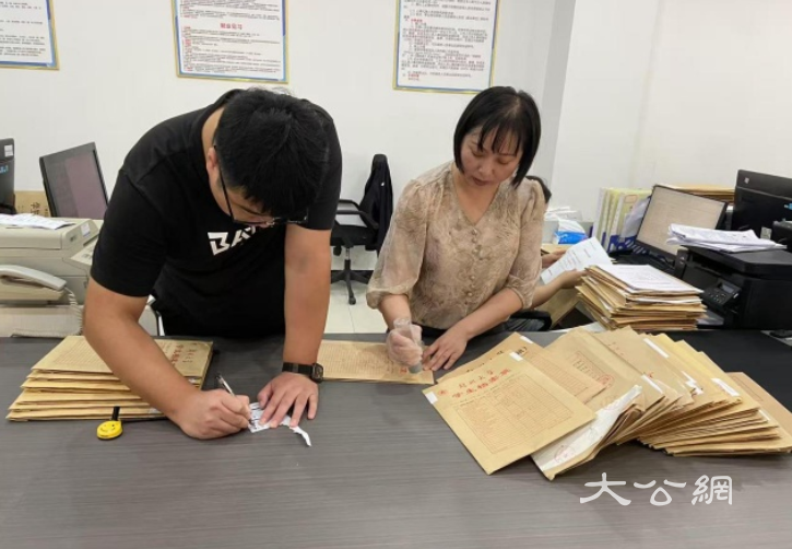 河南杞县：全流程服务守护青春“记录”