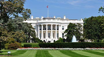 美国白宫公布新“对等关税”税率 新关税7天内生效