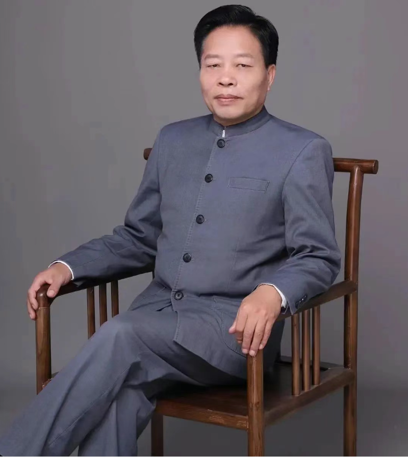 党荣艺 ： 笔走龙蛇书正气 墨韵丹青颂山河