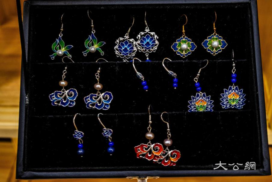 指尖上的传承:非遗传承里的文化根脉