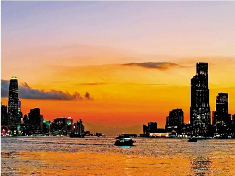 ﻿七日谈（香港篇）/香港的立秋\何志平