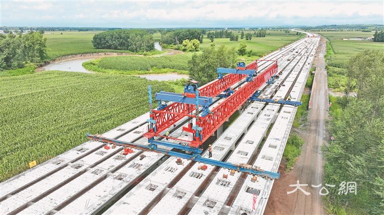 哈尔滨都市圈环线北环段双节点告捷