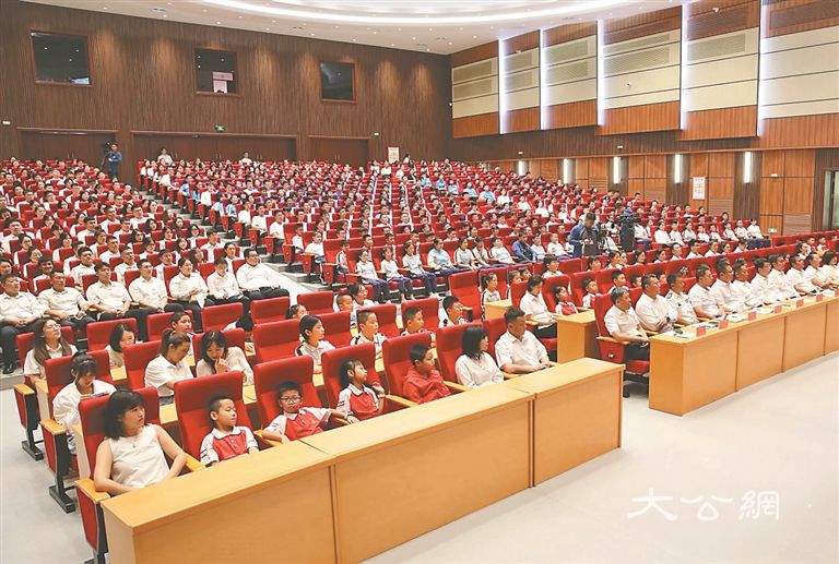 抚远市举办中国航天与航天精神专题讲座