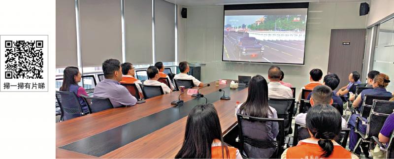 ﻿阅兵震撼台岛 数十万台胞网上看直播