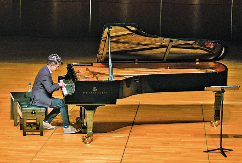 ﻿与沈靖韬对话 回望最初舞台 “香港多元背景塑造理解音乐的方式”