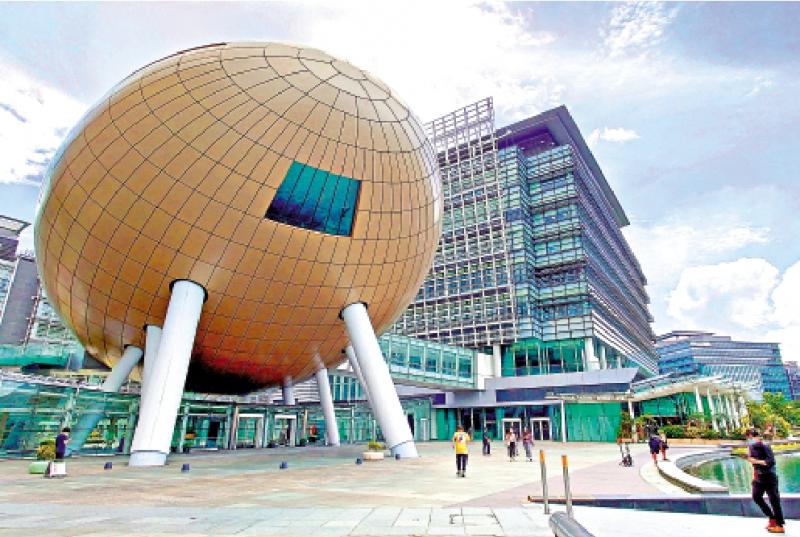 ﻿一方之言/从“中间人”到“赋能者”\方 璇