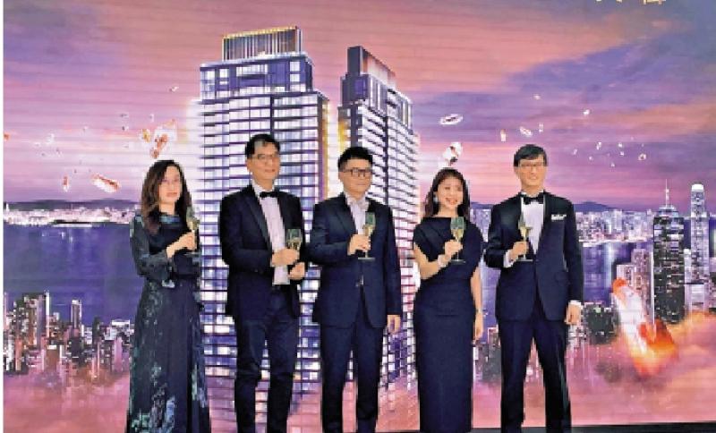 天御短期上楼书 最大复式1.2万呎