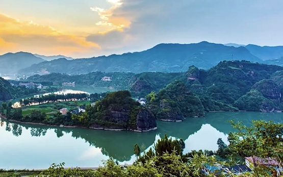 一城風華卷 千載文脈歌——於懷化，見湖南文旅新氣象