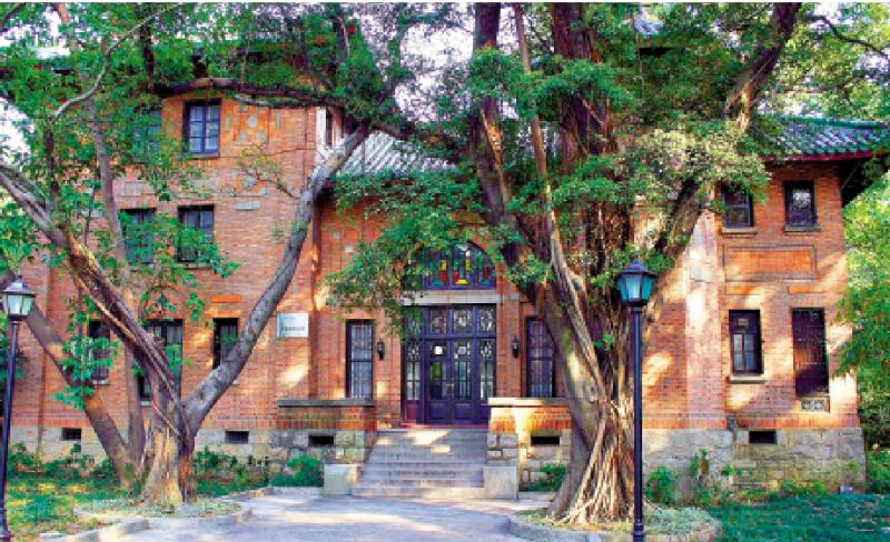 七日谈（澳门篇）/岭南才女冼玉清\吴志良