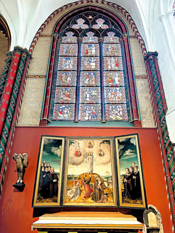 艺象尼德兰/一五二○年，迥异的显圣容\王 加