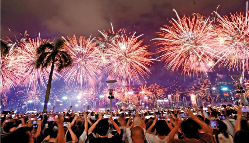 香港國慶煙花匯演 維港兩岸分階段封路