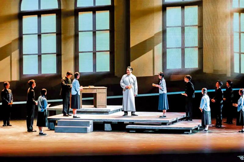 七日谈（广东篇）/发展校园戏剧大有可为\蒋述卓