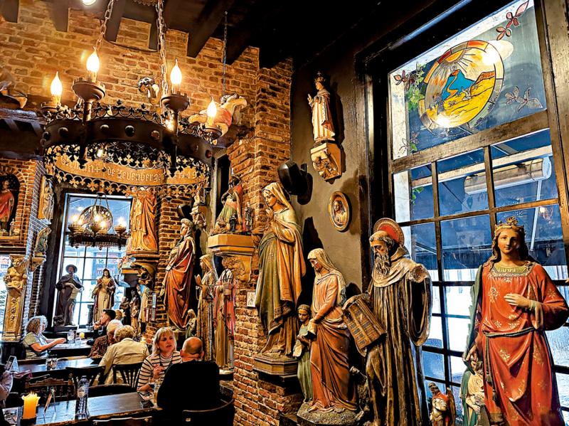 ﻿艺象尼德兰/在“第十一诫大教堂”享乐人生\王 加